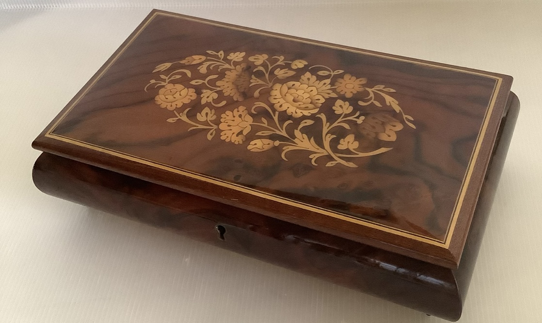 �����[�W���̃I���S�[�������܂�